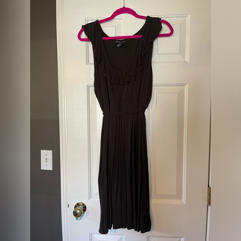 New York & Co chocolate brown knee length dress